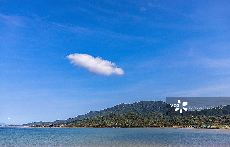 那山那海那朵云图片素材