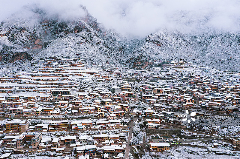 扎尕那的清晨图片素材