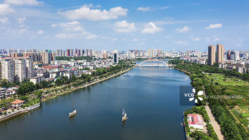 河南信阳浉河城市天际线风光图片素材