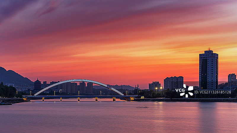 信阳浉河日落风光图片素材