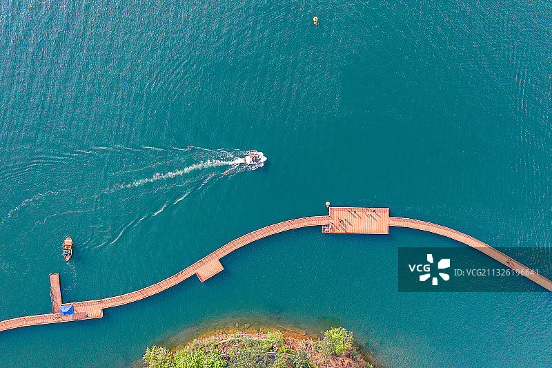 安徽太平湖栈道图片素材