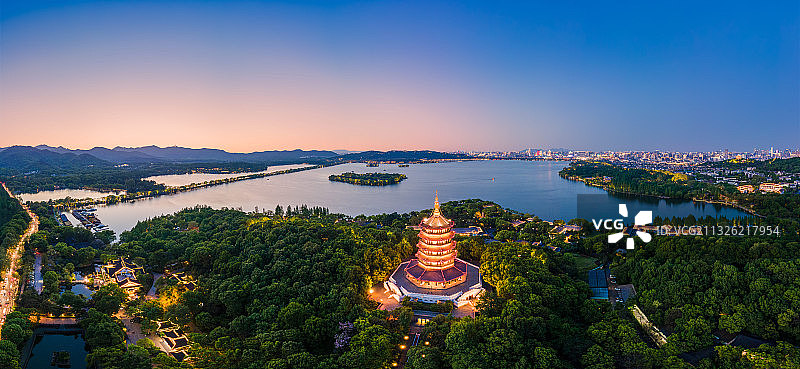 西湖全景·雷峰塔图片素材