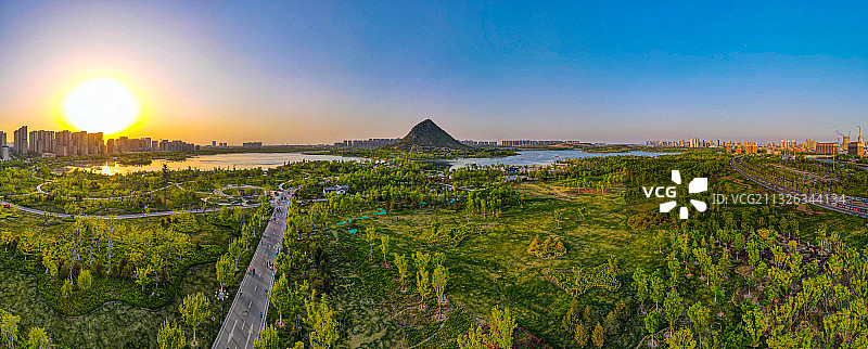 华山湖春天 华山国家森林公园 济南图片素材