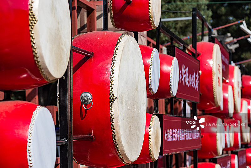 具有传统文化风格的红鼓图片素材