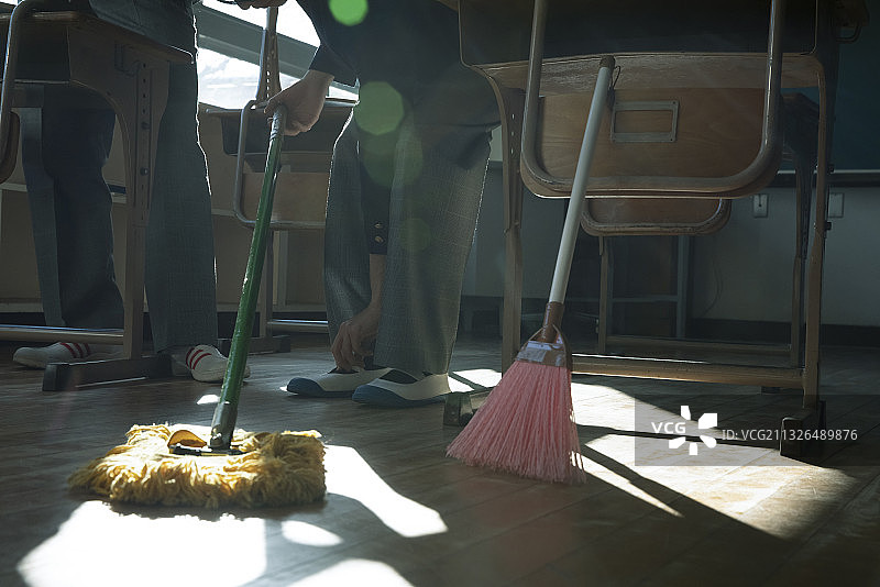 打扫教室图片素材
