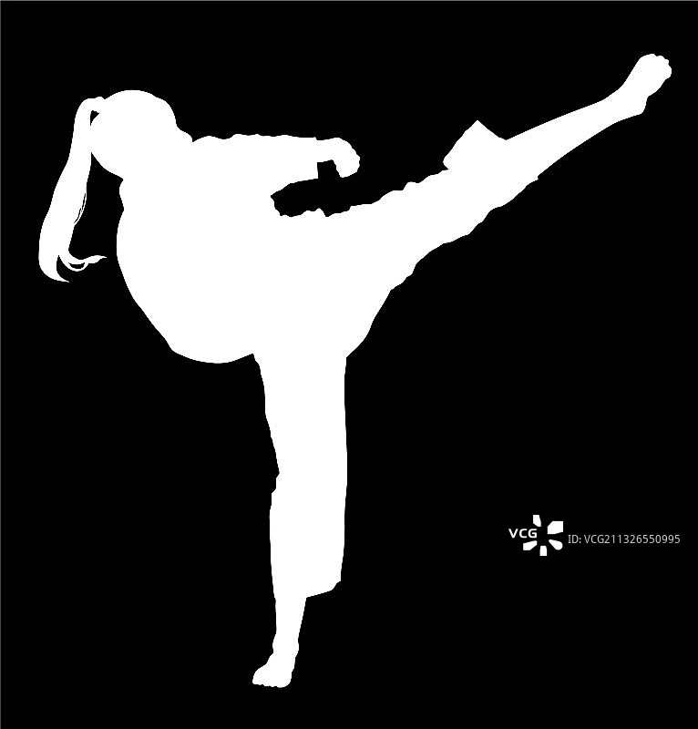穿和服的空手道女战士剪影图片素材