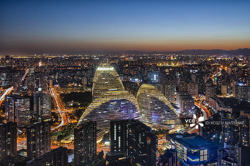 北京望京SOHO夜景图片素材