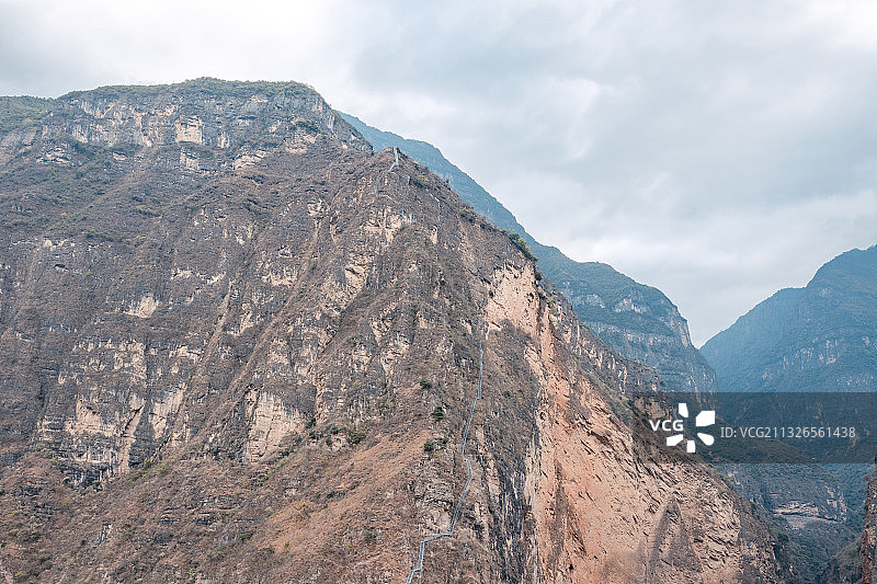 四川省大凉山彝族自治州昭觉县悬崖村图片素材