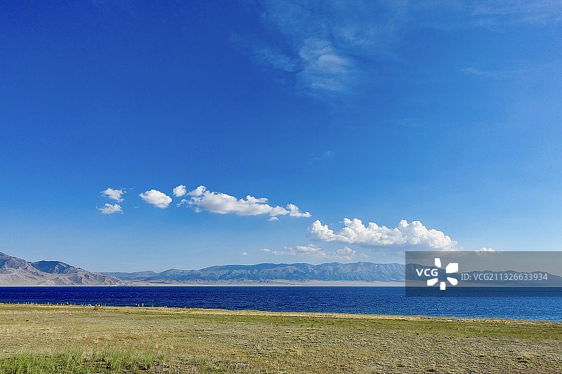塞里木湖图片素材