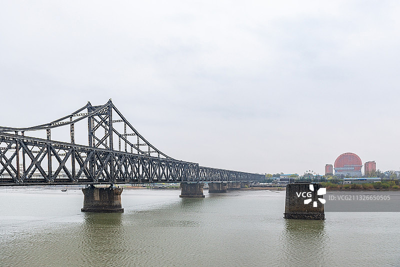 辽宁丹东 鸭绿江断桥 朝鲜风光图片素材