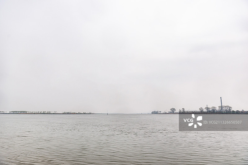 辽宁丹东 鸭绿江断桥 朝鲜风光图片素材