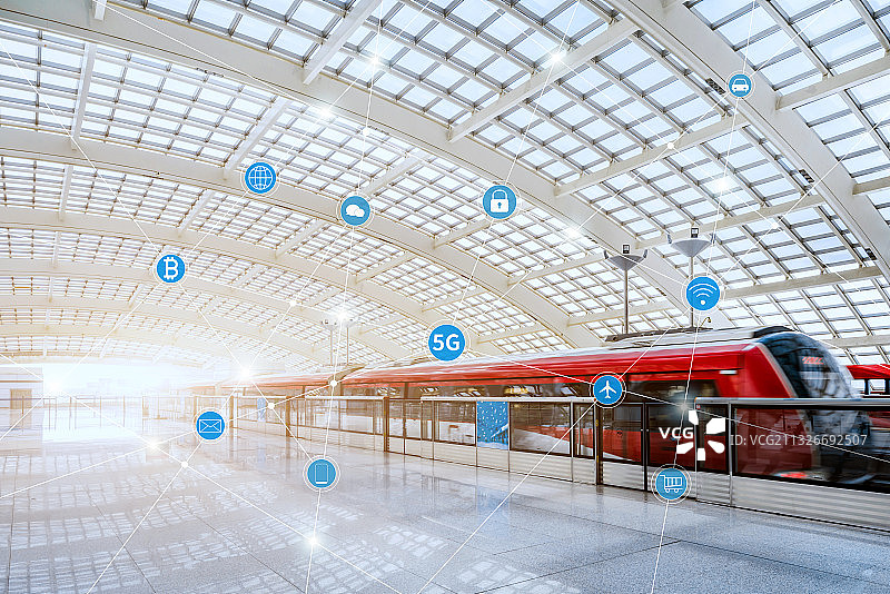 通往城市互联未来的快速列车图片素材