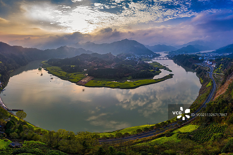 新安江山水画廊春季风光图片素材