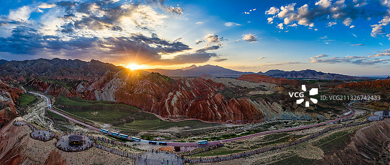 甘肃张掖七彩丹霞地貌航拍图片素材