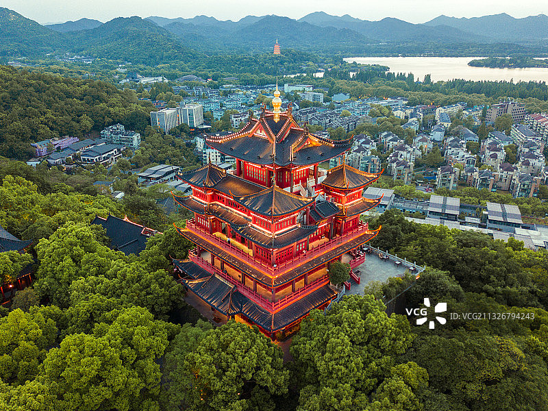 杭州吴山城隍阁航拍图片素材