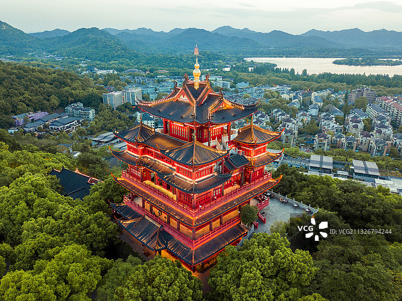 杭州吴山城隍阁航拍图片素材