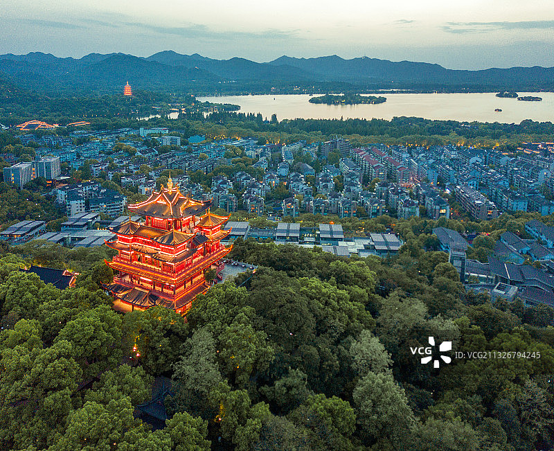 杭州吴山城隍阁航拍图片素材