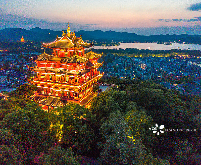 杭州吴山城隍阁航拍图片素材