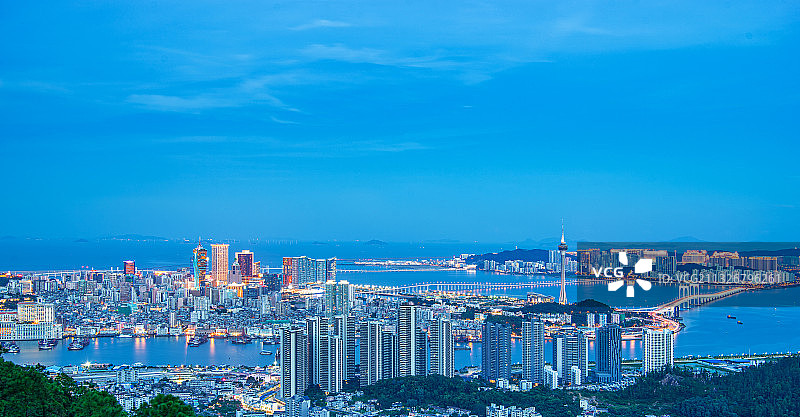 中国澳门城市风光天际线繁华夜景图片素材