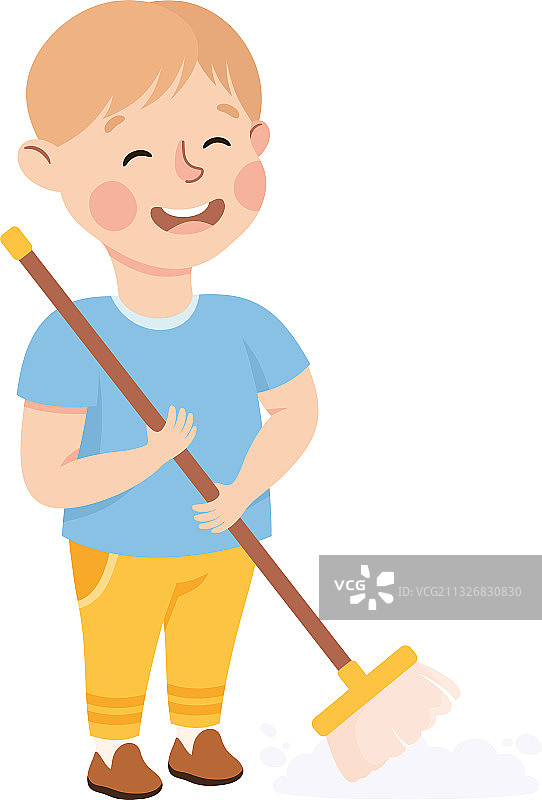 可爱的男孩正在扫地图片素材