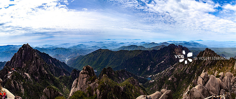 安徽省黄山市黄山风景区天都峰全景图片素材