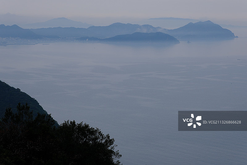 日本德岛县鸣门市山脉剪影风光图片素材