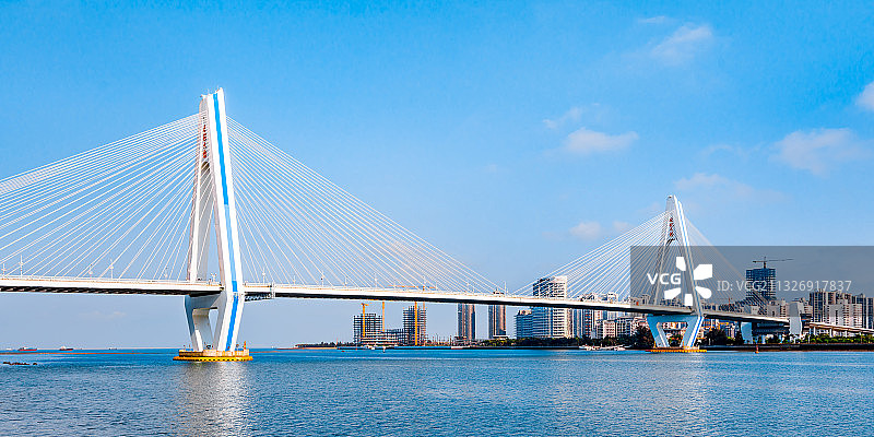 中国海南海口海甸河世纪大桥晴天风光图片素材