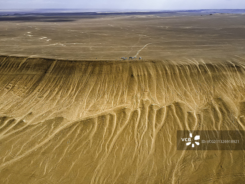 罗布泊1号天坑图片素材