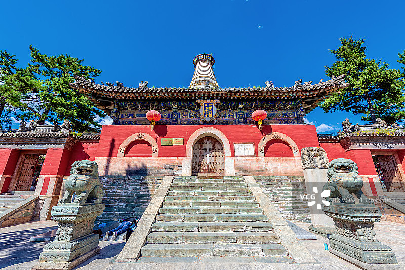中国山西忻州五台山塔院寺白塔图片素材