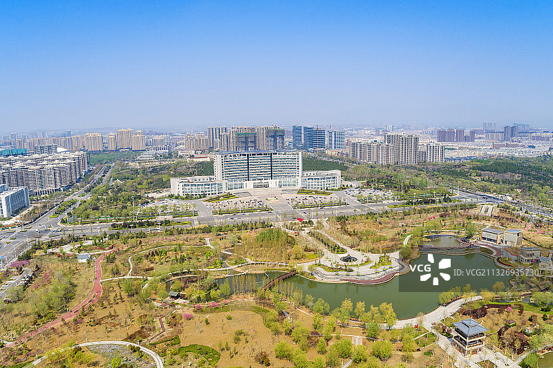 济南章丘区政府龙泉大厦航拍图片素材