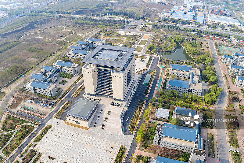 山东财经大学圣井校区航拍图片素材