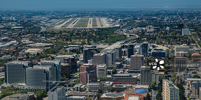 圣何塞市中心城市天际线航拍（含谷歌、eBay、Adobe）图片素材
