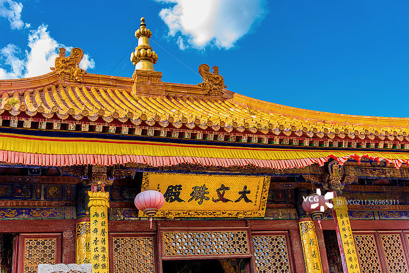 中国山西忻州五台山菩萨顶勅建真容院大文殊殿图片素材