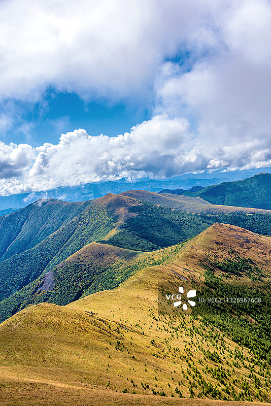 中国山西忻州五台山东台山景风光图片素材
