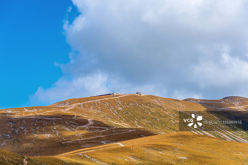 中国山西忻州五台山远眺北台顶风光图片素材