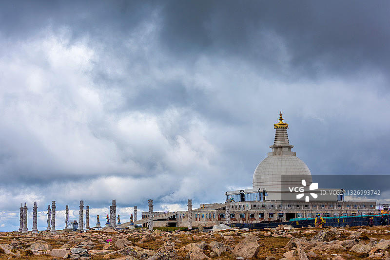 中国山西忻州五台山中台演教寺白塔图片素材