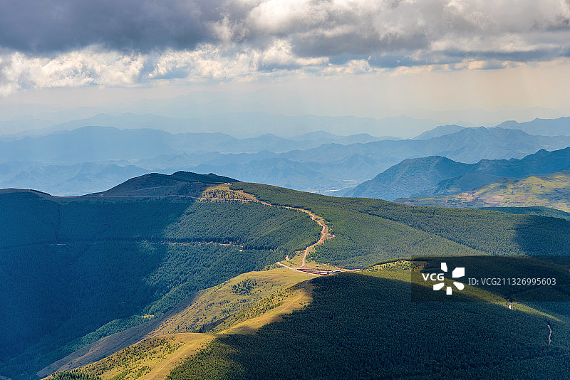 中国山西忻州五台山中台山景风光图片素材