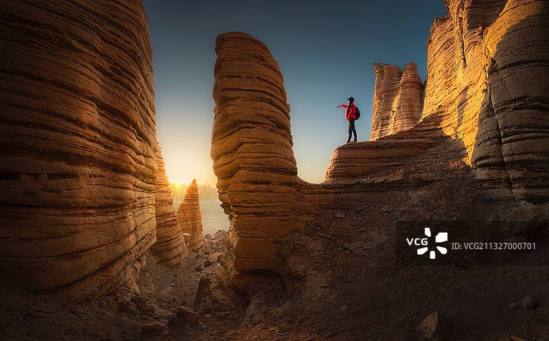 驼峰日出之晨图片素材