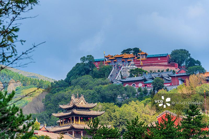 中国山西忻州五台山菩萨顶建筑群图片素材
