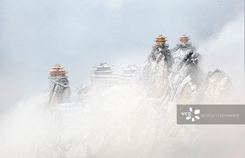 老君山初雪图片素材