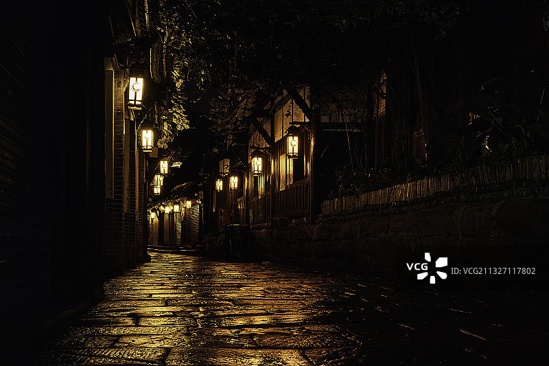 雨后的磁器口古镇图片素材