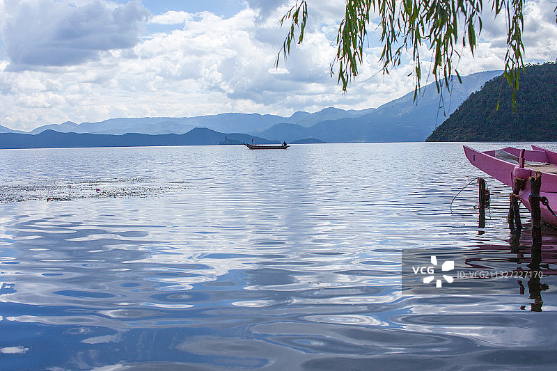 云南丽江沪沽湖景区图片素材
