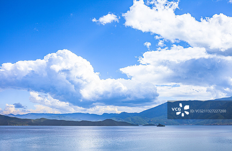 云南丽江沪沽湖景区图片素材