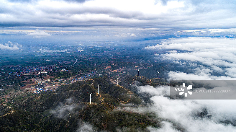 风起云涌图片素材