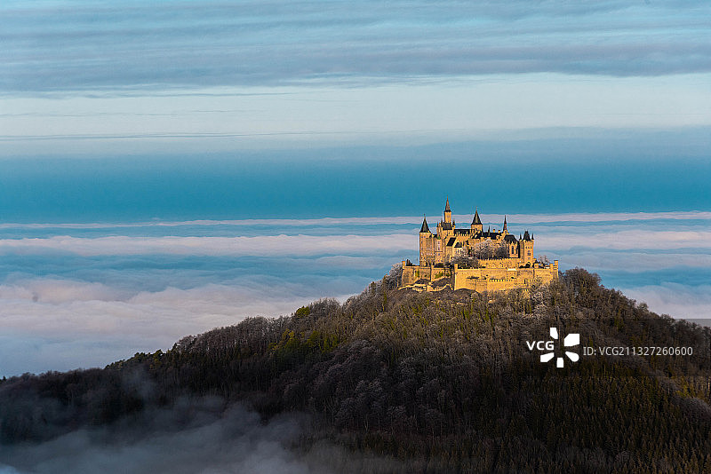 城堡日出图片素材