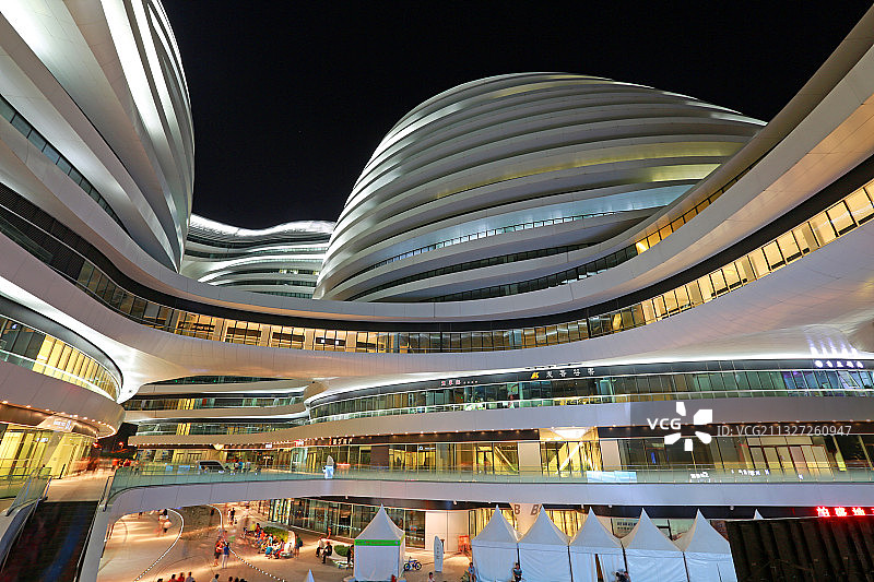 北京市银河SOHO夜景图片素材