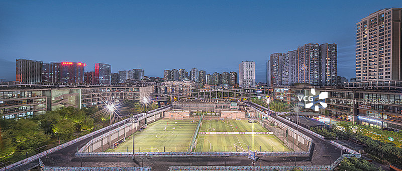 成都青羊区西村创意产业园区夜晚全景图片素材