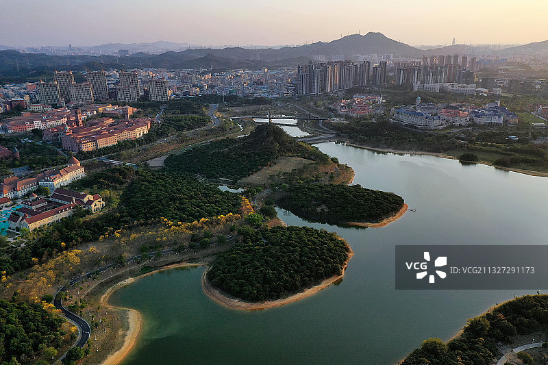 广东省东莞市大朗镇松山湖风景区松湖花海华为基地航拍图片素材