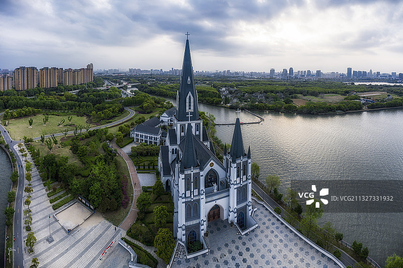 苏州园区阳澄湖半岛的天主教堂图片素材