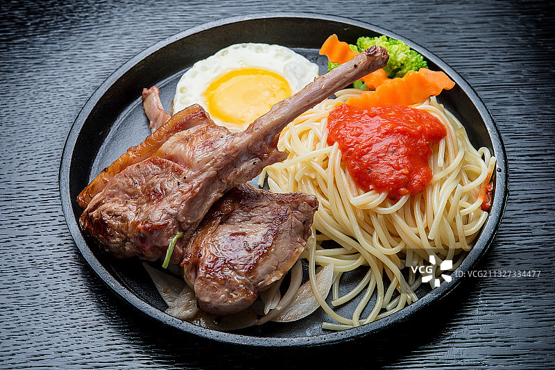 一份即食食品套餐图片素材